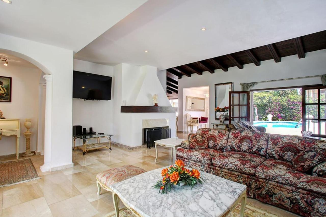 Exclusive Villa Las Palmeras Puerto Banus With Heated Private Swimming Pool, Marbella, Spain Luaran gambar