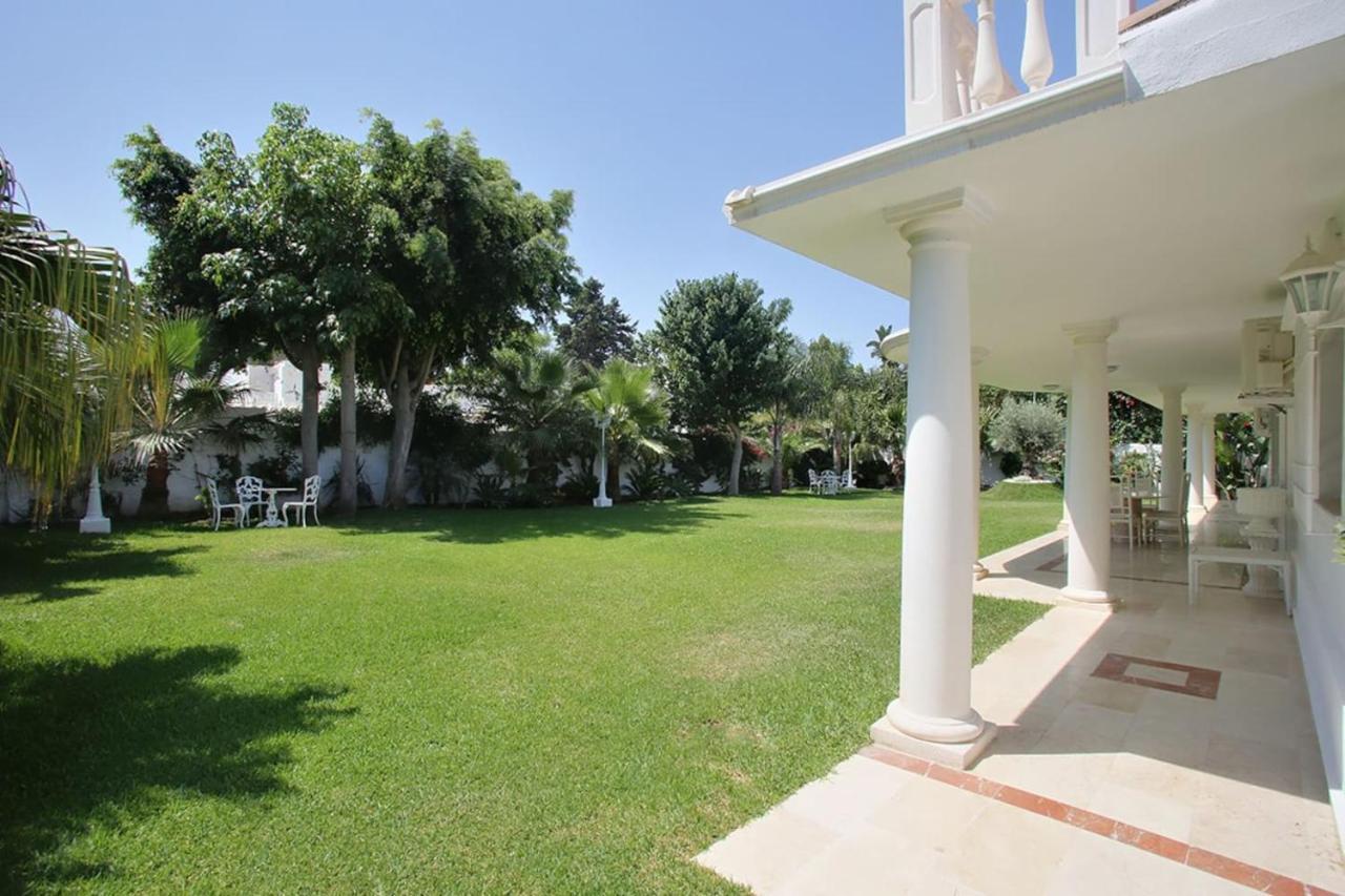 Exclusive Villa Las Palmeras Puerto Banus With Heated Private Swimming Pool, Marbella, Spain Luaran gambar